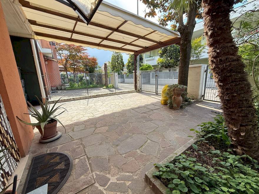 Cortile interno - Terraced Villa via Vittime Civili, Morciano di Romagna - photo 2