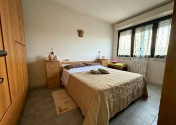 Camera da letto - Villa a Schiera via Vittime Civili, Morciano di Romagna - foto 12
