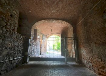 Ingresso - Quadrilocale salita di Riva, 12, Biella - foto 3