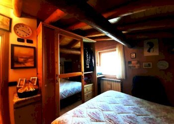 Camera da letto - Bilocale via Spini, Lanzada - foto 9