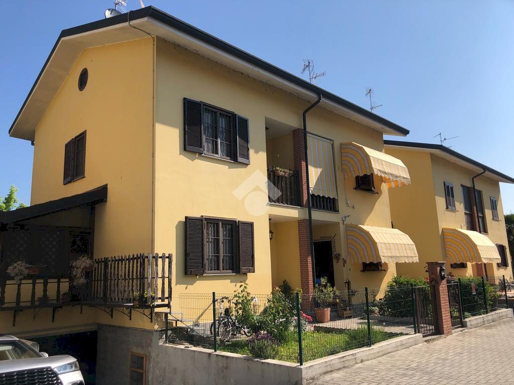 Villa Via Fratelli Rosselli, Giussago - foto 2