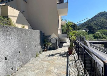 Four-room apartment Via Arvigo, Sant'Olcese - photo 12