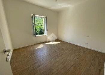 Four-room apartment Via Arvigo, Sant'Olcese - photo 33