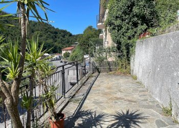 Four-room apartment Via Arvigo, Sant'Olcese - photo 2