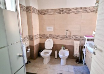 Casa indipendente Mondragone - foto 2