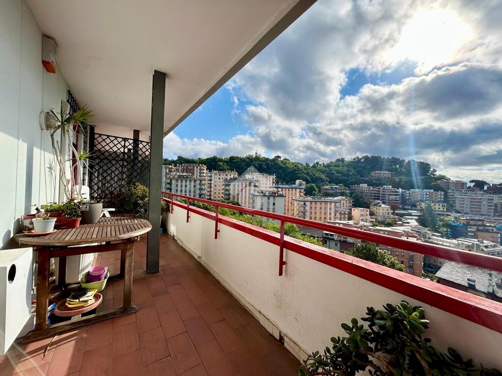 Four-room apartment Via Giuseppe Ungaretti, Genova (neighborhood Pegli) - photo 2