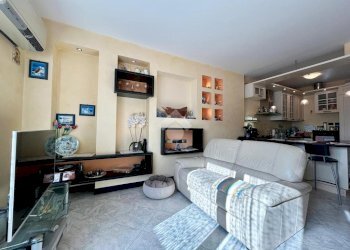 Quadrilocale Via Giuseppe Ungaretti, Genova (zona Pegli) - foto 4