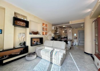 Quadrilocale Via Giuseppe Ungaretti, Genova (zona Pegli) - foto 5