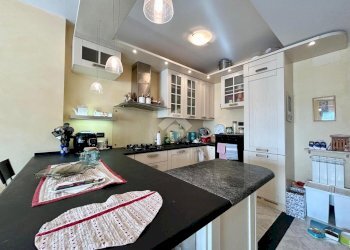 Quadrilocale Via Giuseppe Ungaretti, Genova (zona Pegli) - foto 7