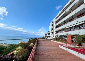 Quadrilocale Via Giuseppe Ungaretti, Genova (zona Pegli) - foto 38