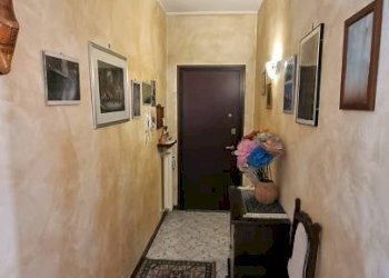 Corridoio - Appartamento viale Guglielmo Marconi, 74, Gattinara - foto 5