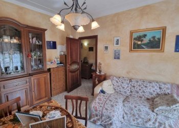 Salone - Appartamento viale Guglielmo Marconi, 74, Gattinara - foto 10