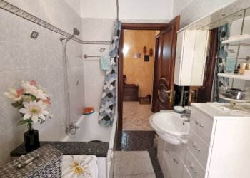 Bagno - Appartamento viale Guglielmo Marconi, 74, Gattinara - foto 27