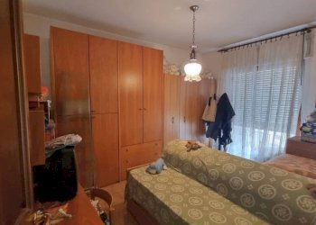 Camera da letto - Appartamento viale Guglielmo Marconi, 74, Gattinara - foto 30