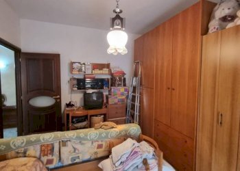 Camera da letto - Appartamento viale Guglielmo Marconi, 74, Gattinara - foto 32