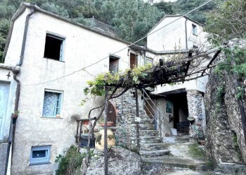 Facciata - Trilocale via San Fruttuoso, Camogli - foto 11