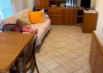 Salone - Villa a Schiera via Magliano, Massa - foto 8