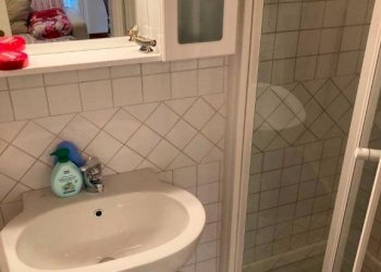 Bagno - Villa a Schiera via Magliano, Massa - foto 10