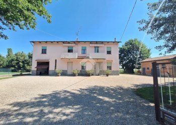 Villa Via comastri, Medicina - foto 1