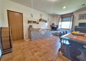 Villa Via comastri, Medicina - foto 17