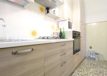 Casa indipendente Via G. Galilei, Cadelbosco di Sopra - foto 9