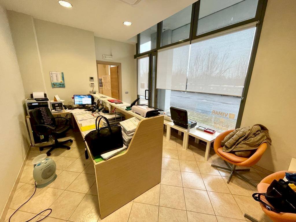 Foto 2 - Locale Commerciale Alessandria - foto 2