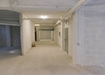 Foto 1 - Box via cardinal pizzardo
 
7, Marino - foto 1