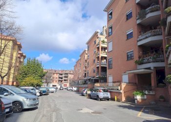 Foto 3 - Quadrilocale PIAZZA ALDO MORO
 
61, Albano Laziale - foto 3