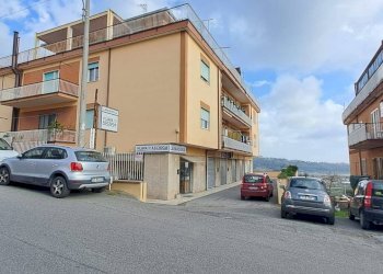 Foto 7 - Locale Commerciale via pratolungo
 
25, Ariccia - foto 7