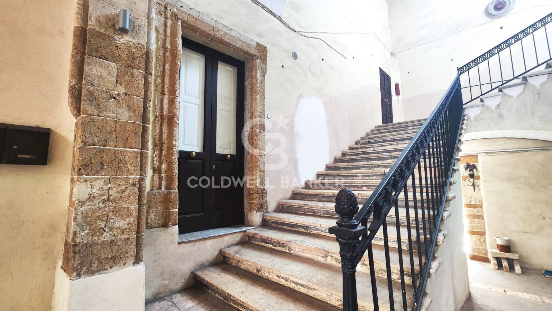 Foto 2 - Bilocale Via Duomo
 
72, Taranto - foto 2