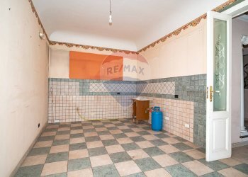 Stanza vuota - Casa semi indipendente Via Finocchiaro Aprile
 
46, Giarre - foto 13