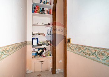 Hall / corridoio - Casa semi indipendente Via Finocchiaro Aprile
 
46, Giarre - foto 14