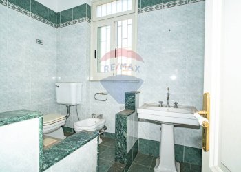 Bagno - Casa semi indipendente Via Finocchiaro Aprile
 
46, Giarre - foto 15