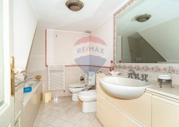 Bagno - Casa semi indipendente Via Finocchiaro Aprile
 
46, Giarre - foto 22