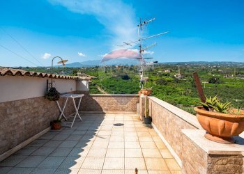 Terrazza - Casa semi indipendente Via Finocchiaro Aprile
 
46, Giarre - foto 24