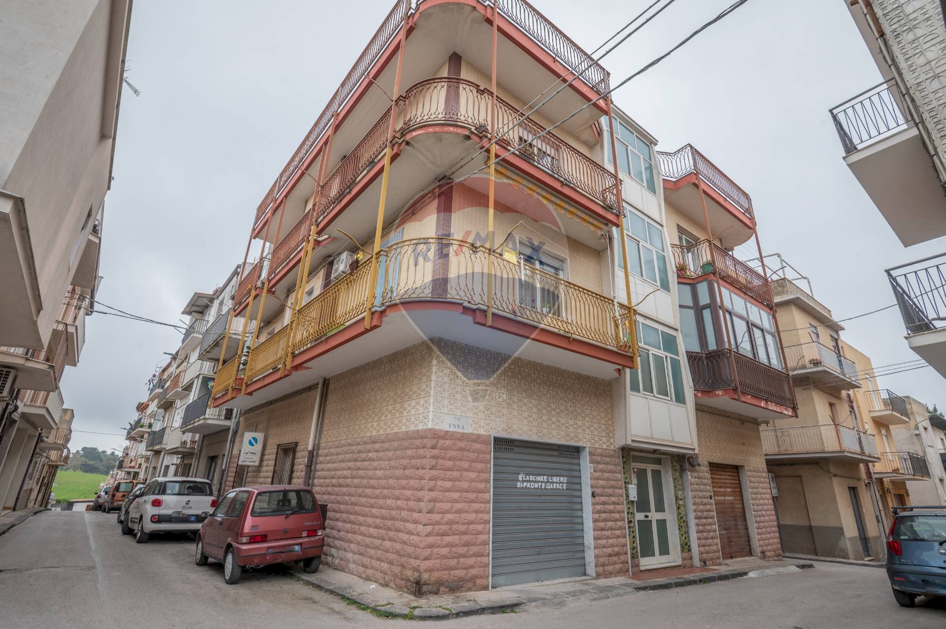 Edificio all\'aperto - Quadrilocale Via Enna
10, Caltagirone - foto 2
