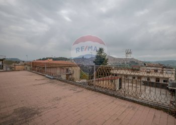 Terrazza - Quadrilocale Via Enna
 
10, Caltagirone - foto 8