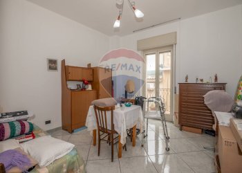 Sala da pranzo - Quadrilocale Via Enna
 
10, Caltagirone - foto 28