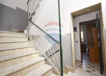 Scale - Casa indipendente vicolo felice
 
18, Paterno - foto 14