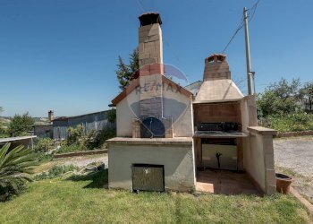 Casa all\'aperto - Independent house Via Acquasanta
 
10, San Marcello - photo 7