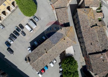Posizione della mappa - Appartamento Piazza Garibaldi
 
29, Pergola - foto 6