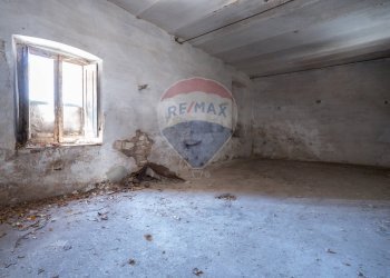 Stanza vuota - Appartamento Piazza Garibaldi
 
29, Pergola - foto 39