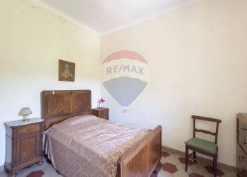 Camera / camera da letto - Appartamento Piazza Garibaldi
 
29, Pergola - foto 61
