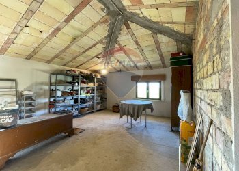 Soffitta - Casa semi indipendente Cimignano
 
1, Filottrano - foto 18