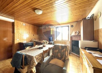 Sala da pranzo - Casa semi indipendente Cimignano
 
1, Filottrano - foto 22