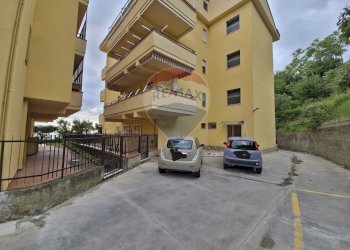 Edificio all\'aperto - Trilocale Via Libertini
 
snc, San Lucido - foto 6