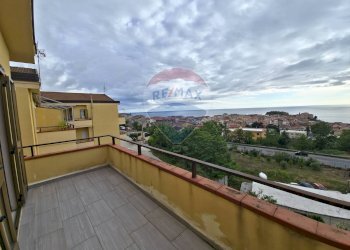 Balcone - Trilocale Via Libertini
 
snc, San Lucido - foto 36