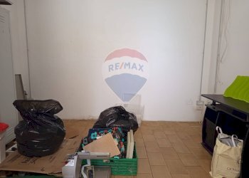 Camera / camera da letto - Attività Commerciale Piombino - foto 3