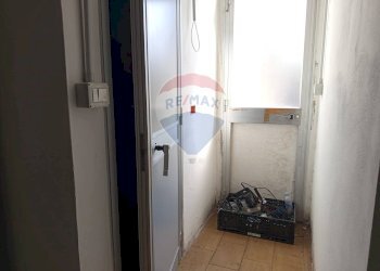 Hall / corridoio - Attività Commerciale Piombino - foto 4