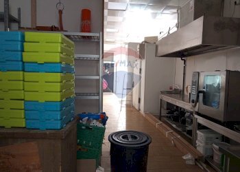 Camera / camera da letto - Attività Commerciale Piombino - foto 7